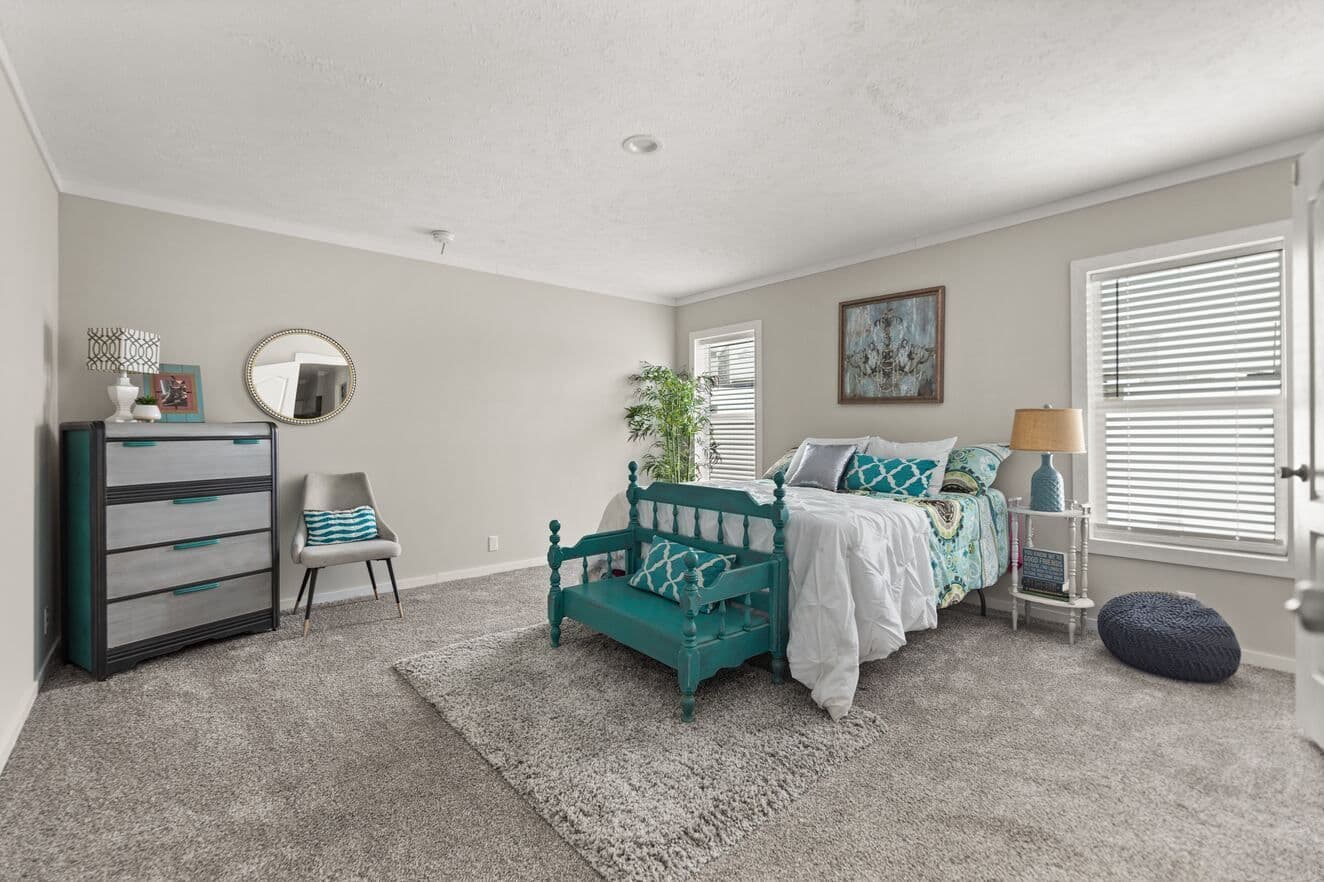 Beam (lot model) bedroom home features