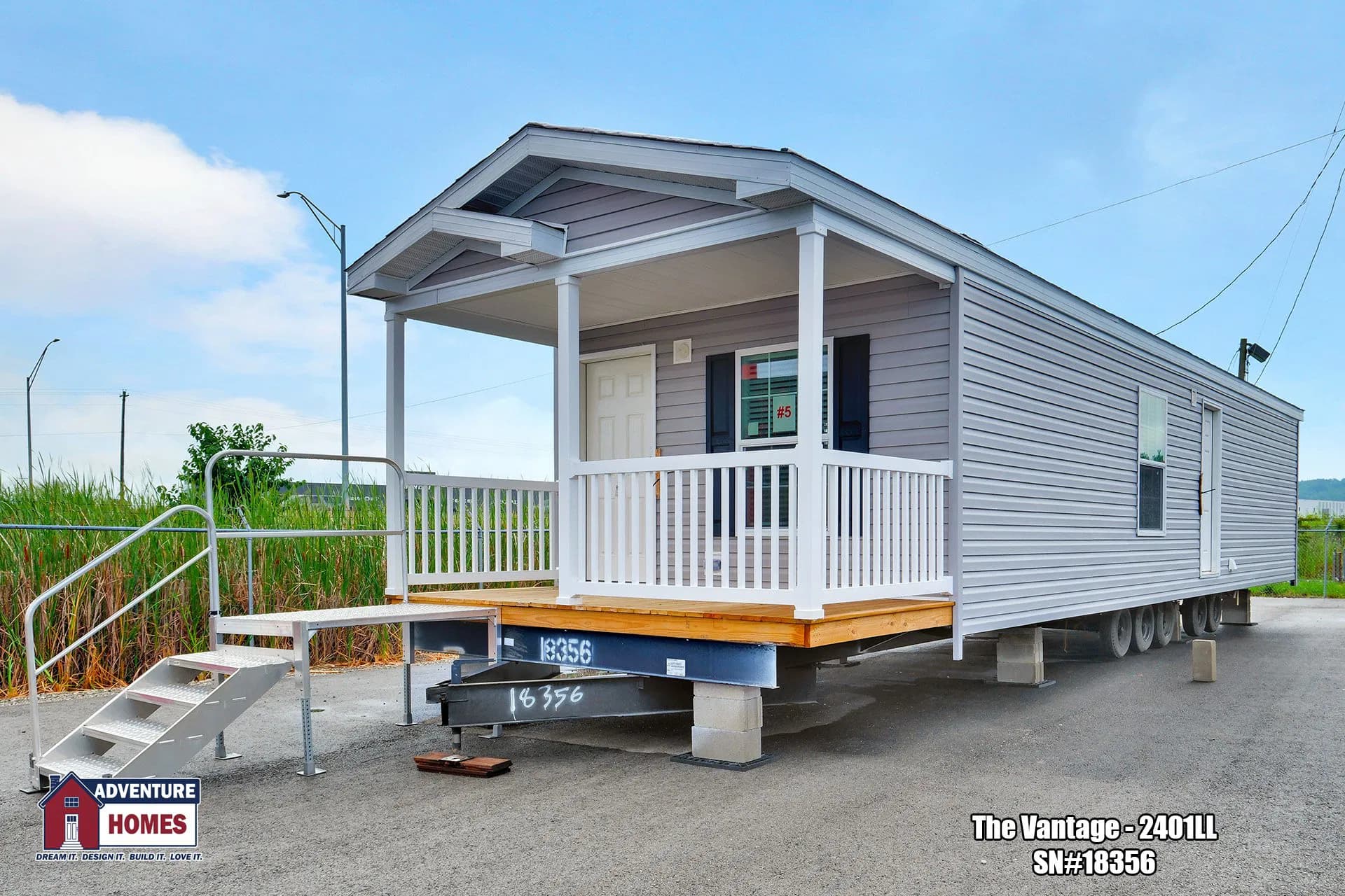 Mojave single hero and exterior home features