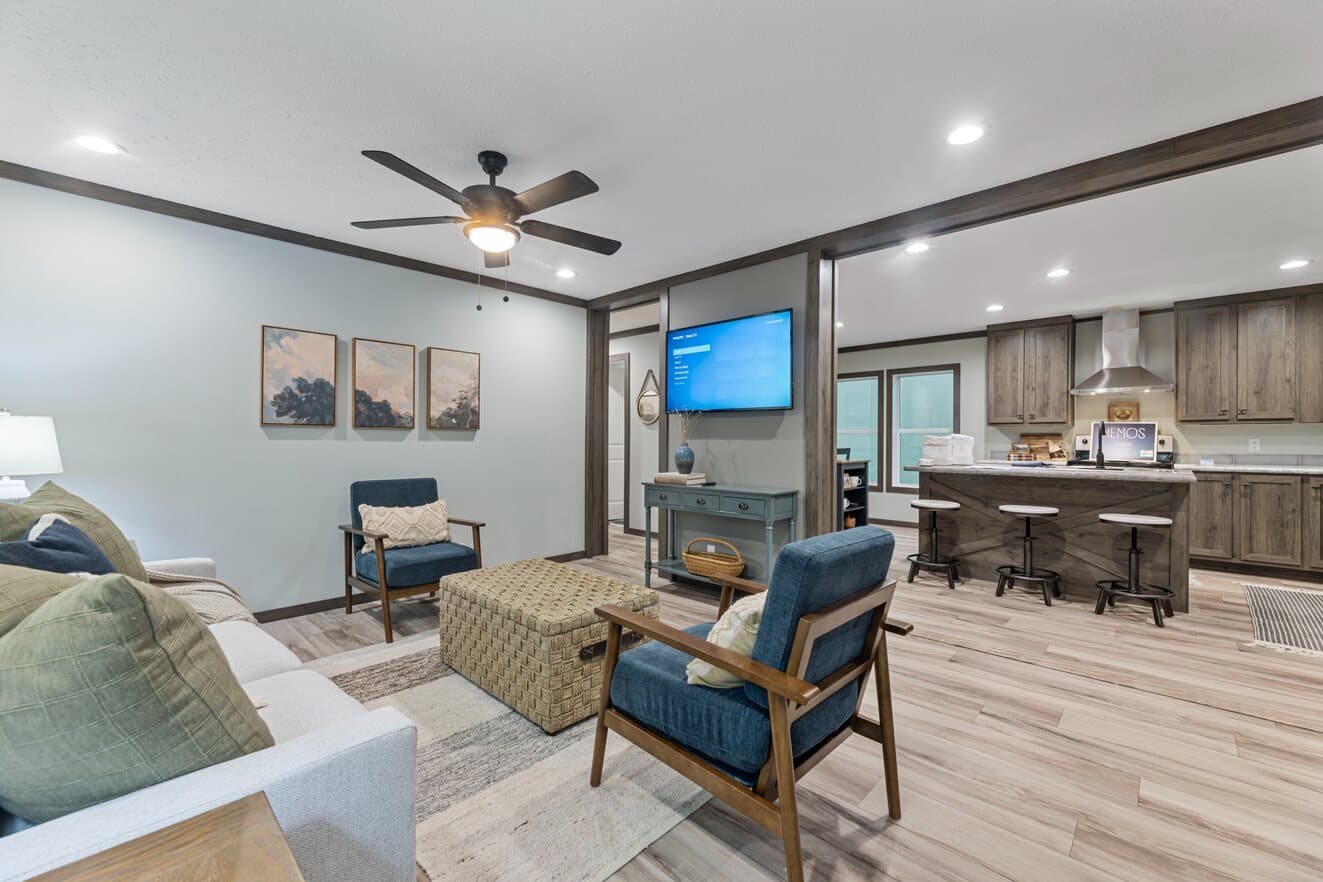 Hemos interior home features