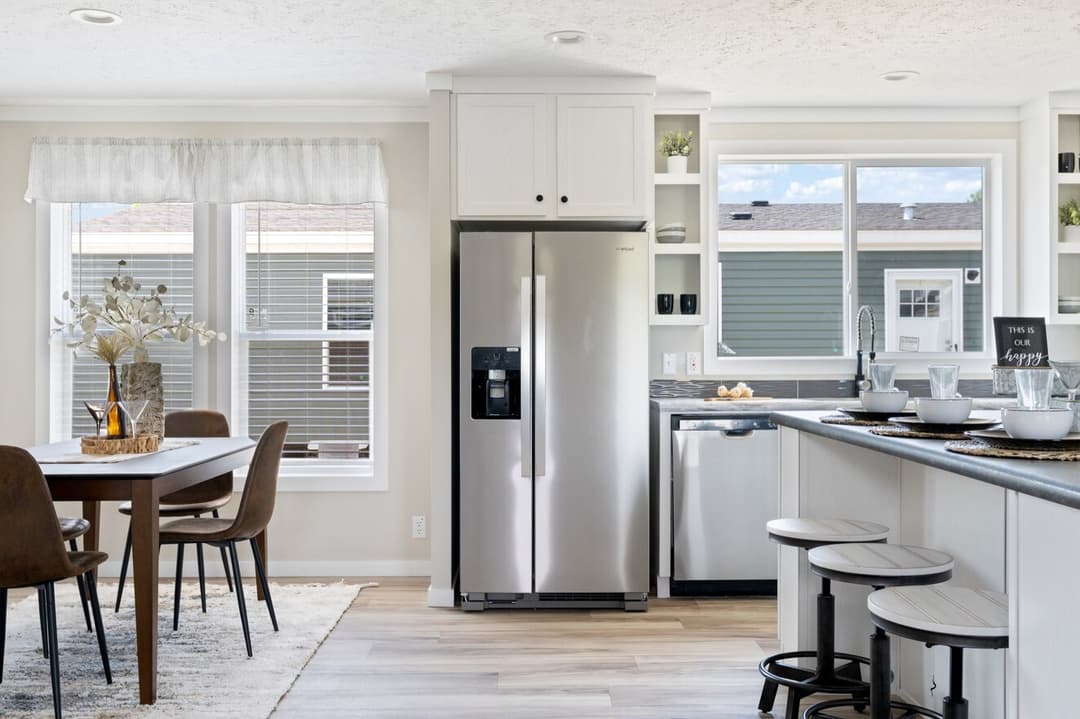 Champ kitchen home features