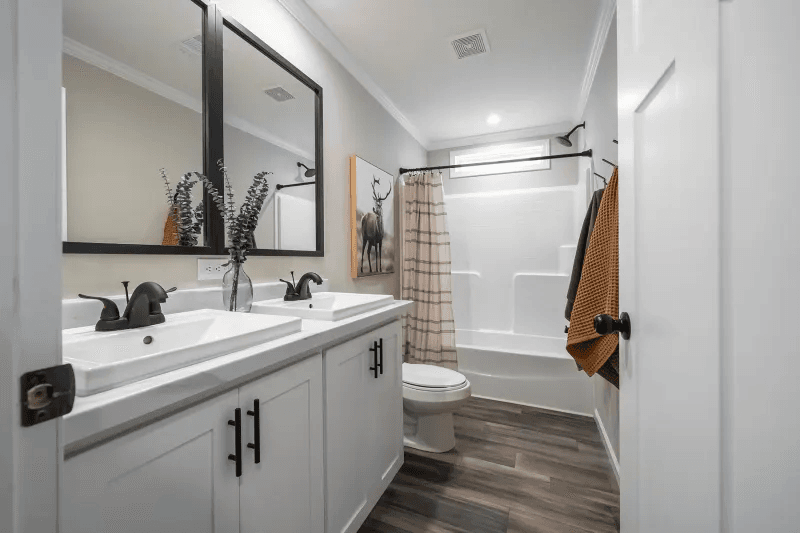 Monterey (lot model) bathroom home features