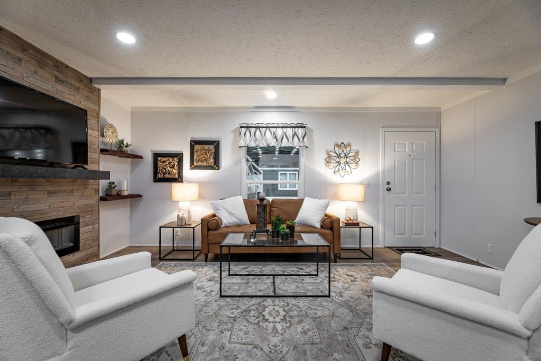Champ (lot model) interior home features