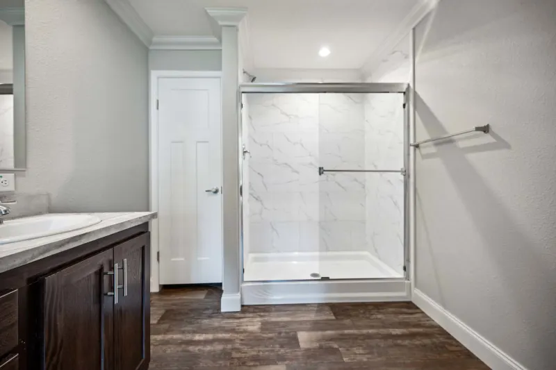 Prairie dune 8862 bathroom home features