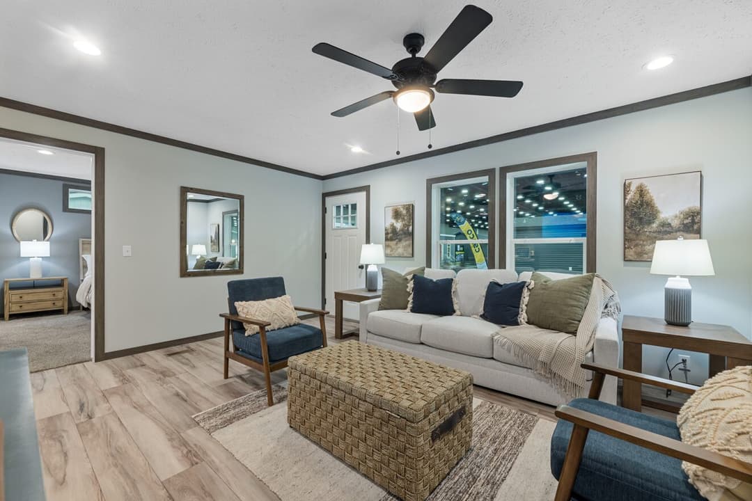 Hemos interior home features