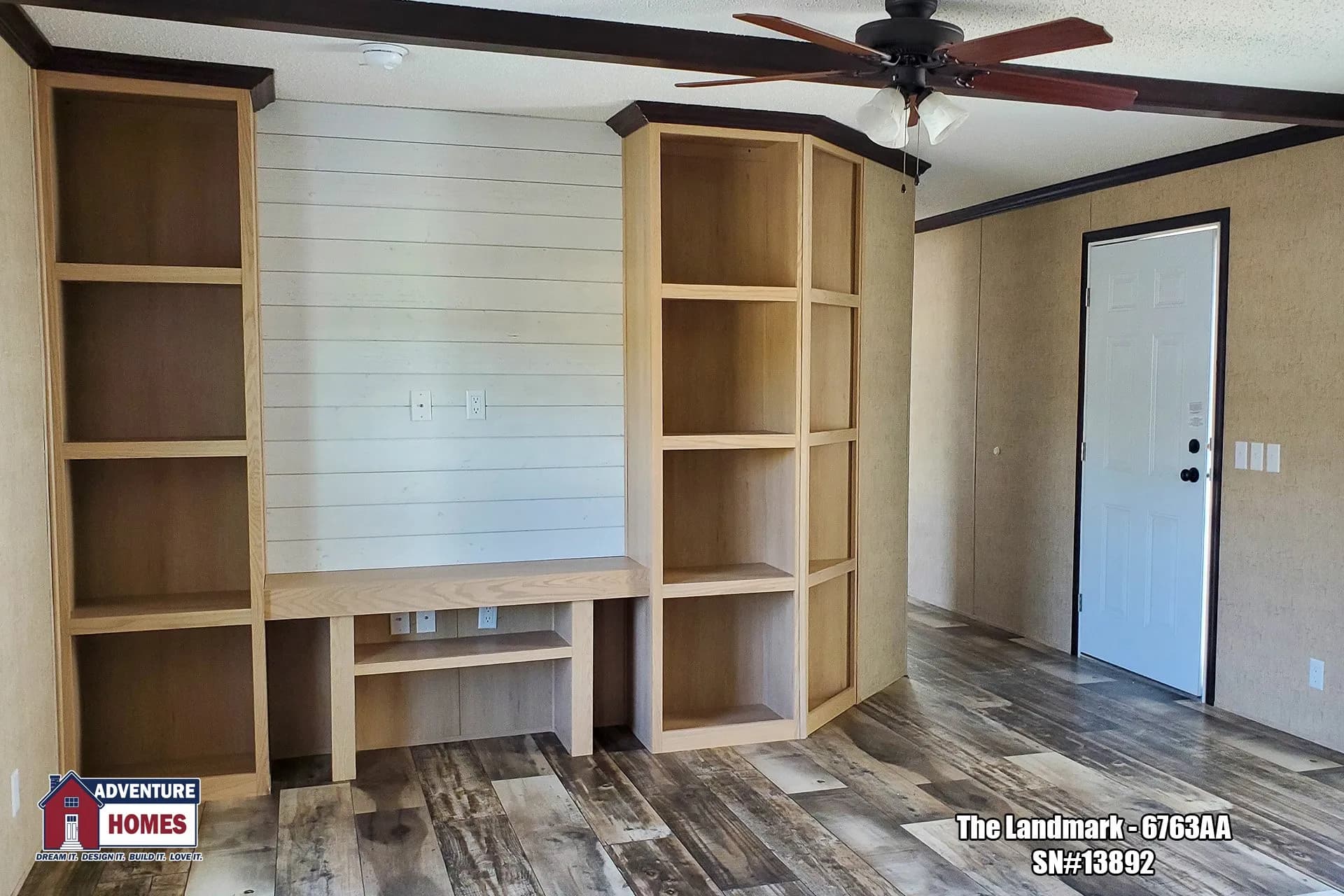 Landmark (lot model)  home features